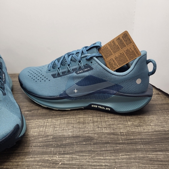 Nike Pegasus Trail 5 Mens Size 11.5 Running Shoes Smoky Blue DV3864-005 NEW - Picture 2 of 8